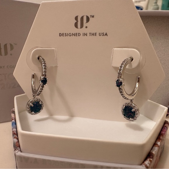 Bomb Party - October 2024 - Emerald Fire Opal - Wardrobe Complete - Picture 3 of 3